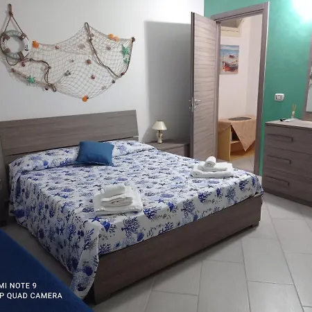 Les Roches Noire * Giardini Naxos