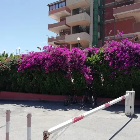 Apartment Les Roches Noire Giardini Naxos